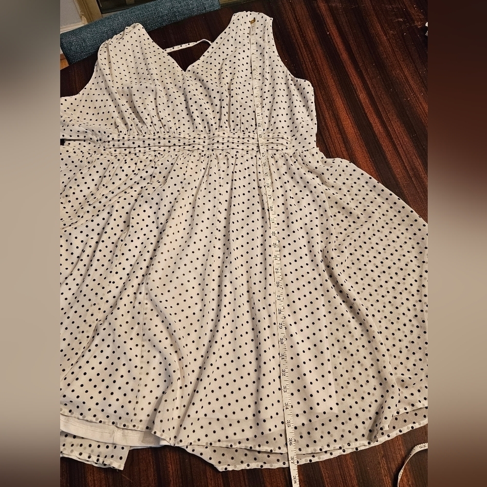 Lane Bryant White Polka Dot Dress Knee Length Sleeveless V Neck Empire Waist 20 - Picture 9 of 15